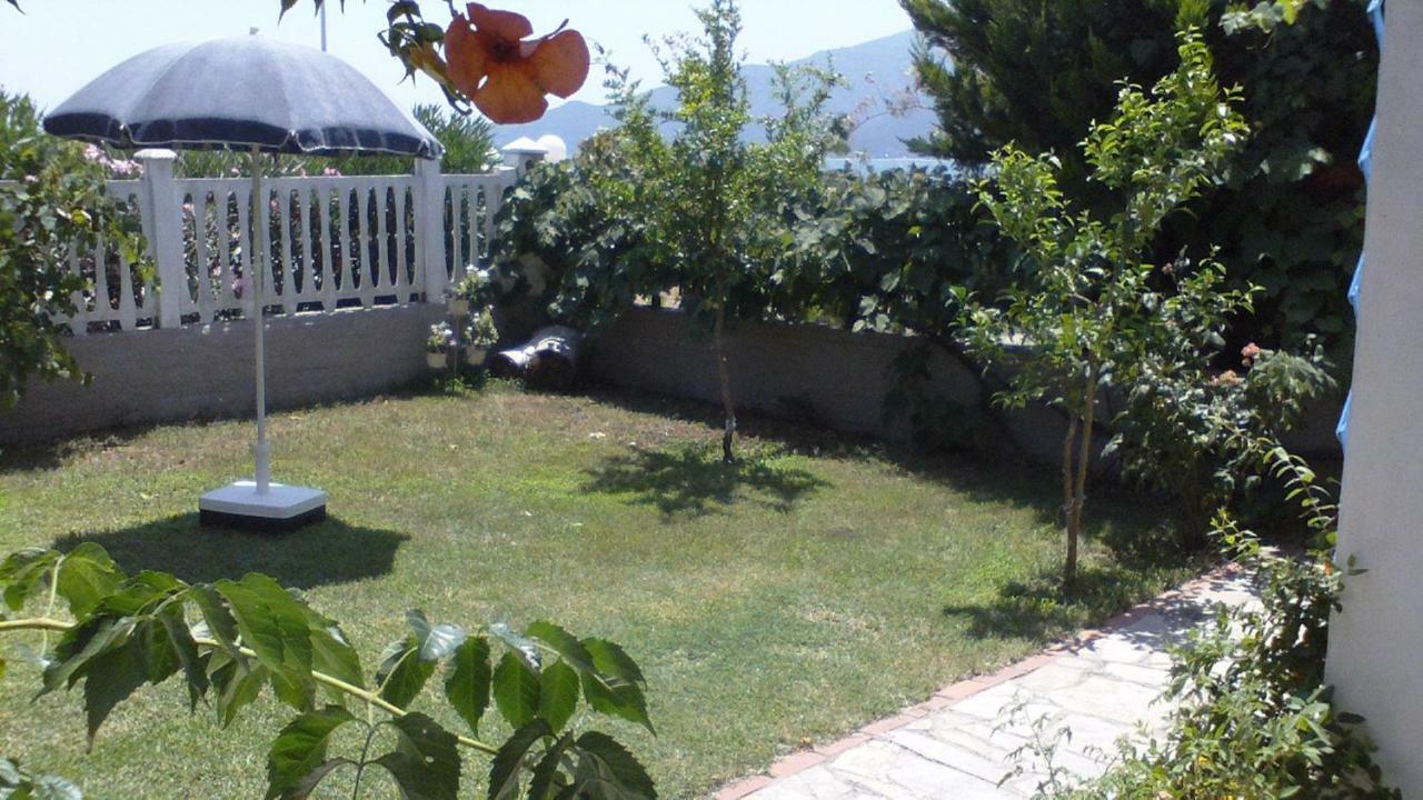 Villa Iris Vrasná Extérieur photo